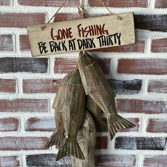 🟠 Solid Wood Fishermen’s Combo - Gone Fishing Sign & 5 Carved Fish Catch - Picture 2 of 11